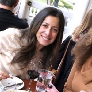 Meet your Posher, Andrea